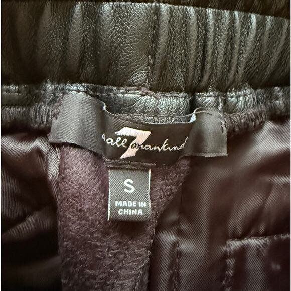 7 For All Mankind Black Faux Leather Joggers Elastic Waist Versatile Small - Picture 3 of 9